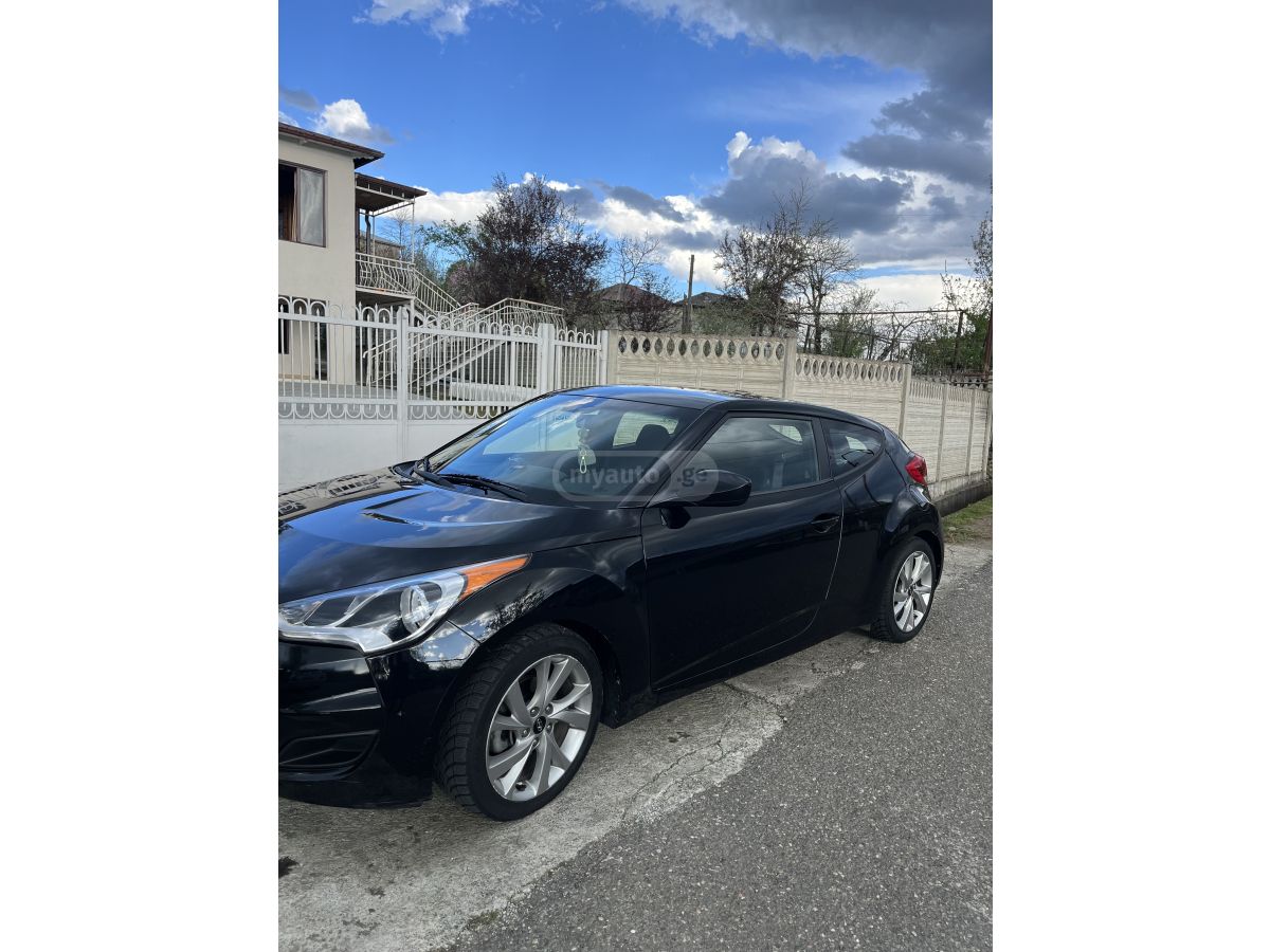 Hyundai Veloster - фото 3