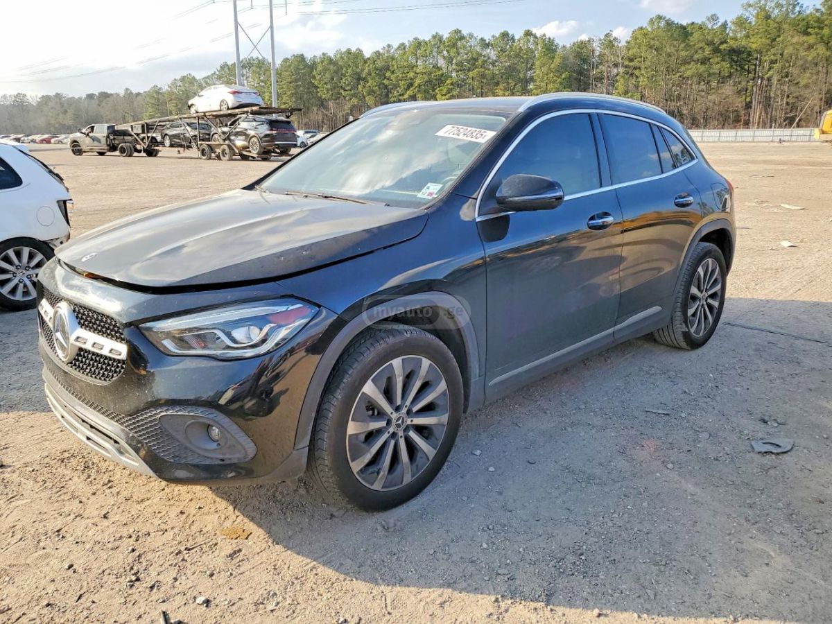 Mercedes-Benz GLA 250 - фото 1