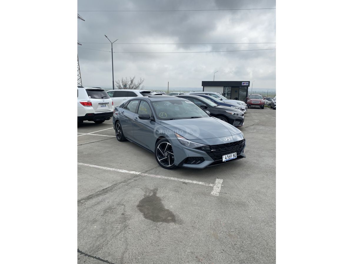 Hyundai Elantra - фото 2