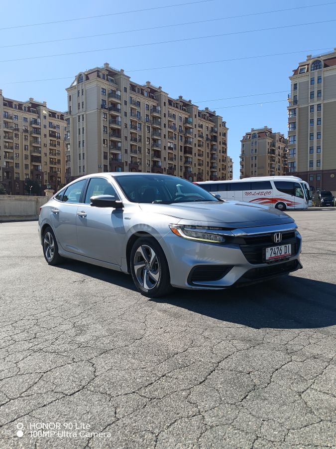 Honda Insight - фото 1
