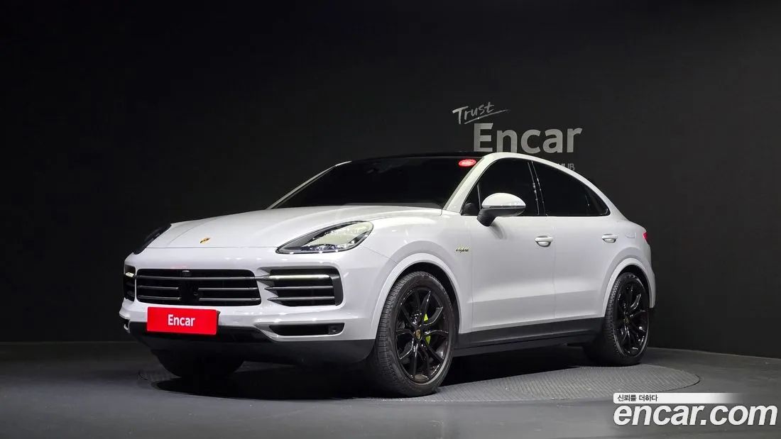 Porsche Cayenne 2023 — миниатюра 1