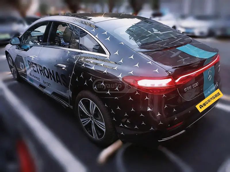 Mercedes-Benz EQE 2025 — миниатюра 6