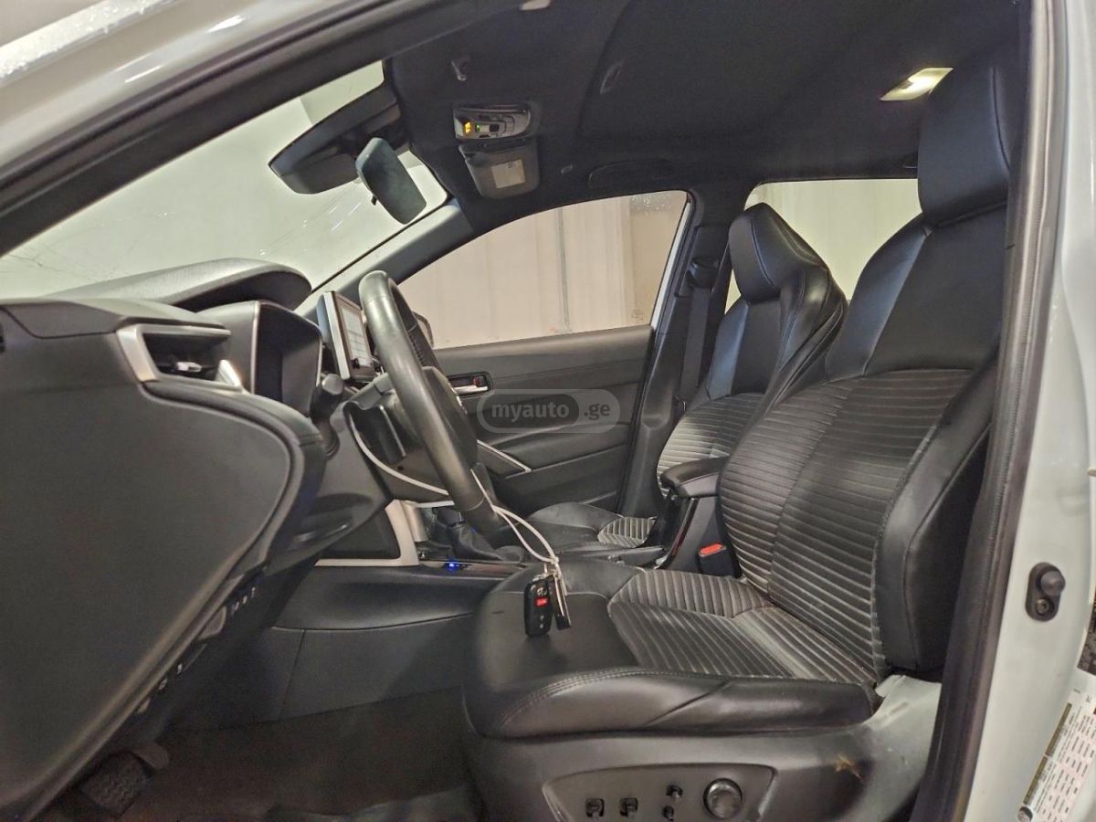 Toyota xse — миниатюра 10