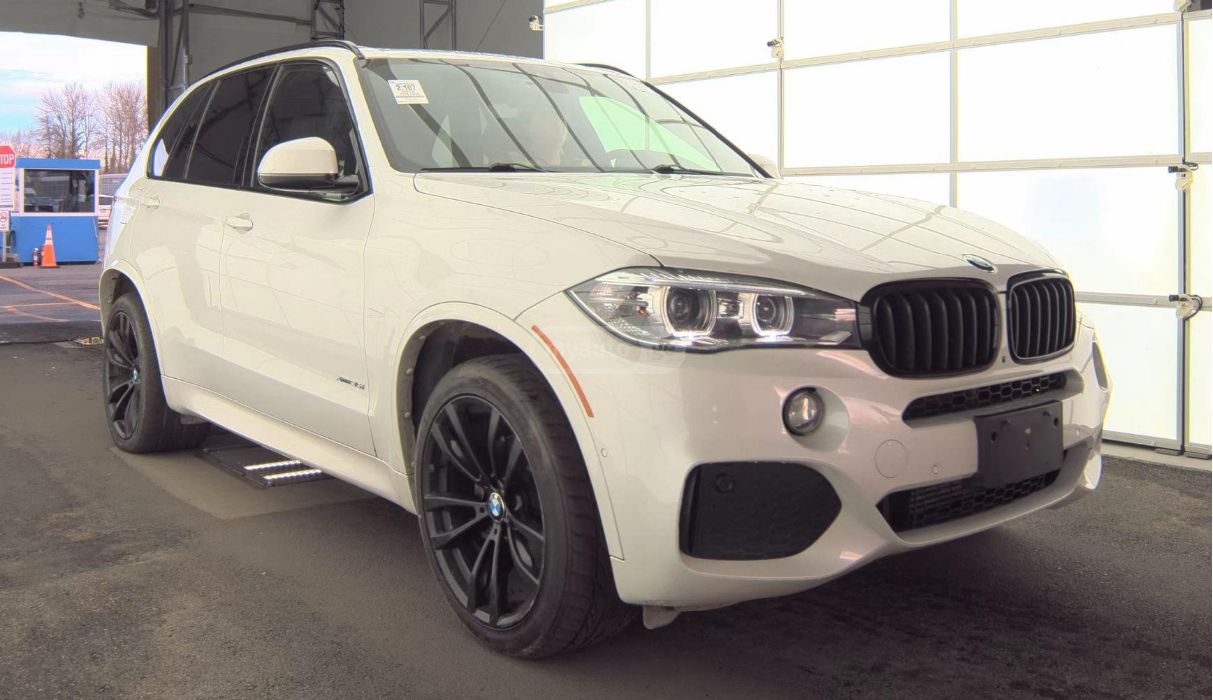BMW X5 - фото 2