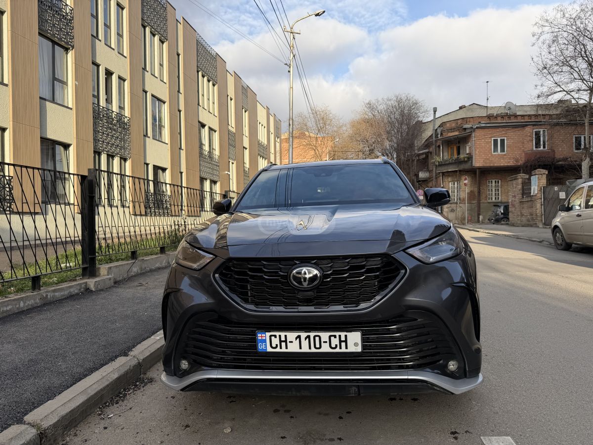 Toyota Highlander - фото 2