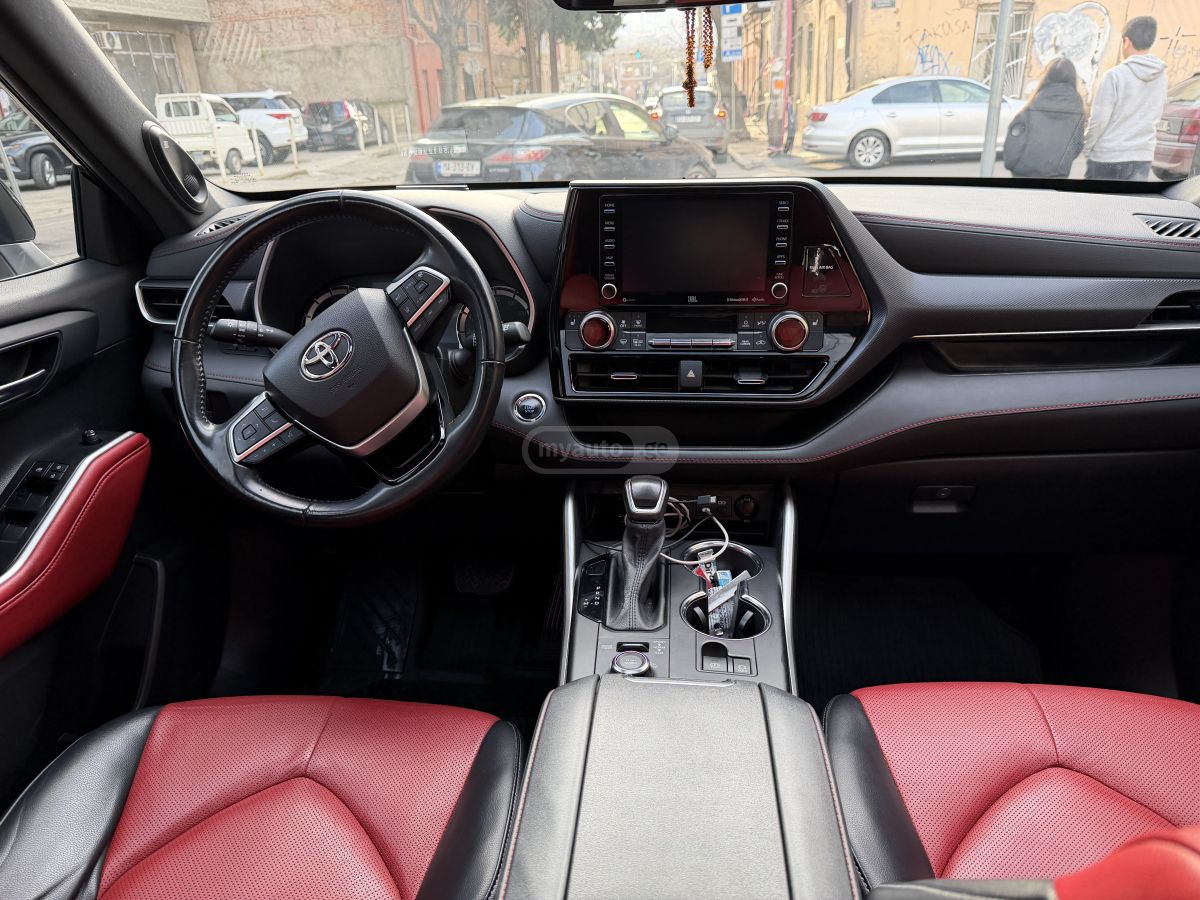 Toyota Highlander - фото 8