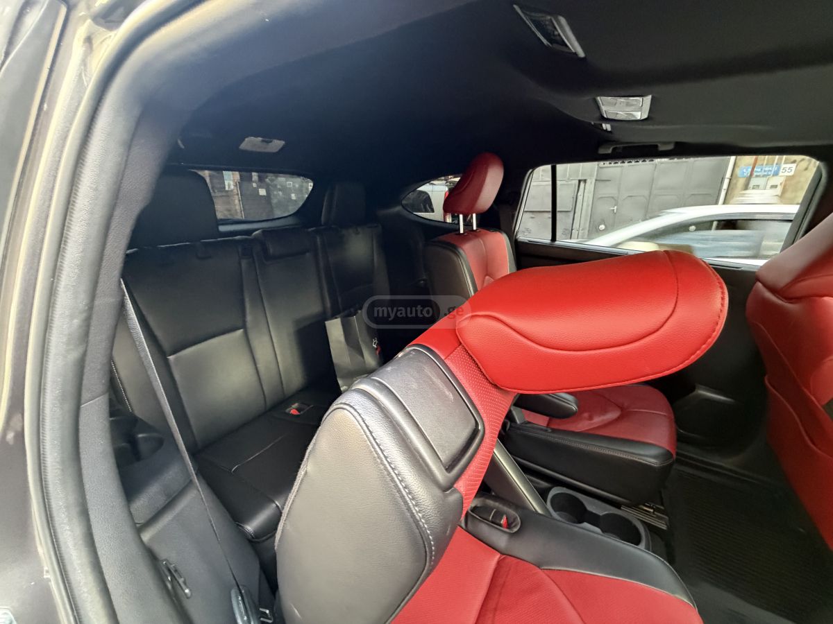 Toyota Highlander - фото 9