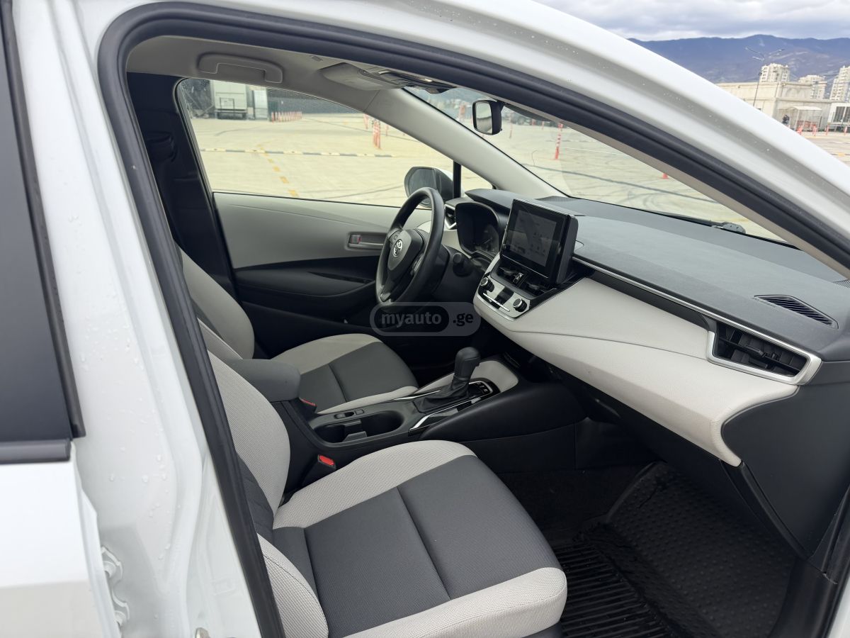 Toyota Corolla - фото 4