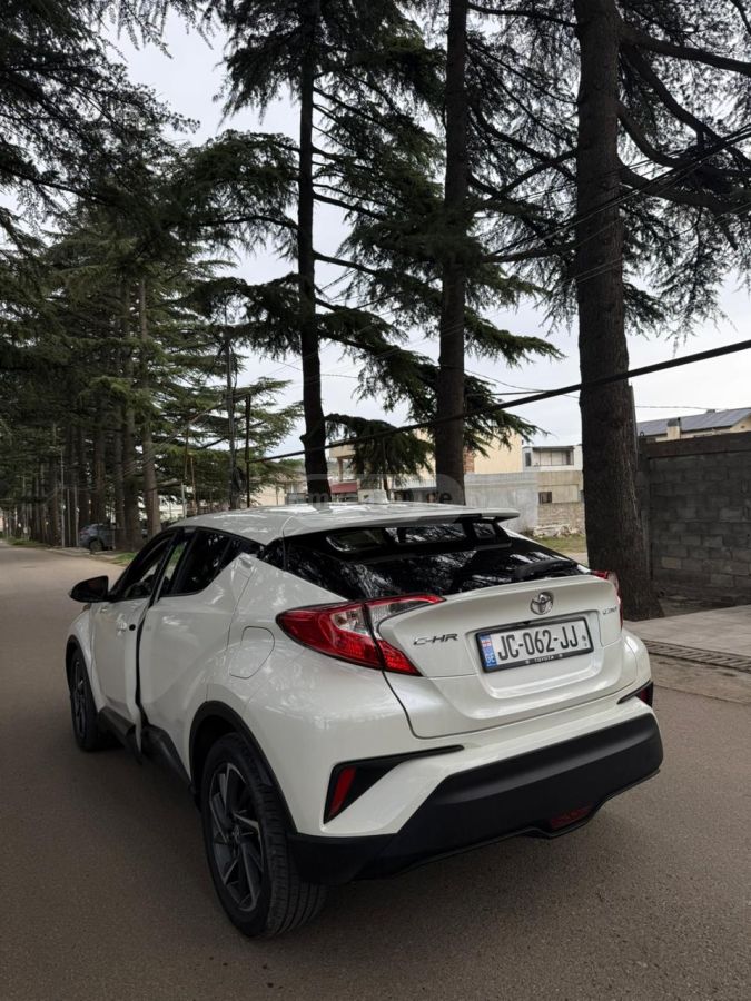 Toyota CHR - фото 3