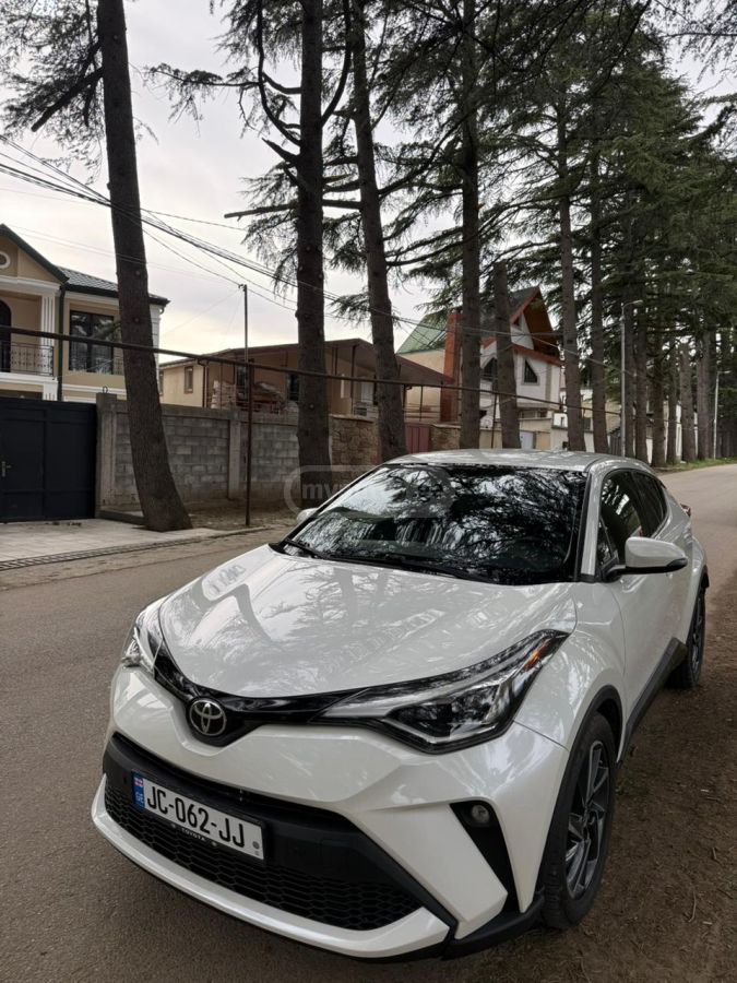 Toyota CHR - фото 8