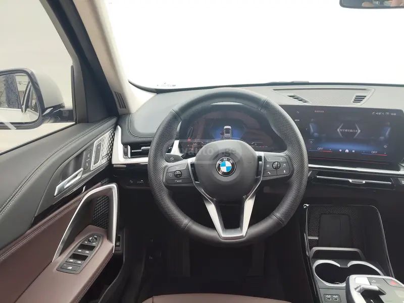 BMW X1 2023 — миниатюра 10