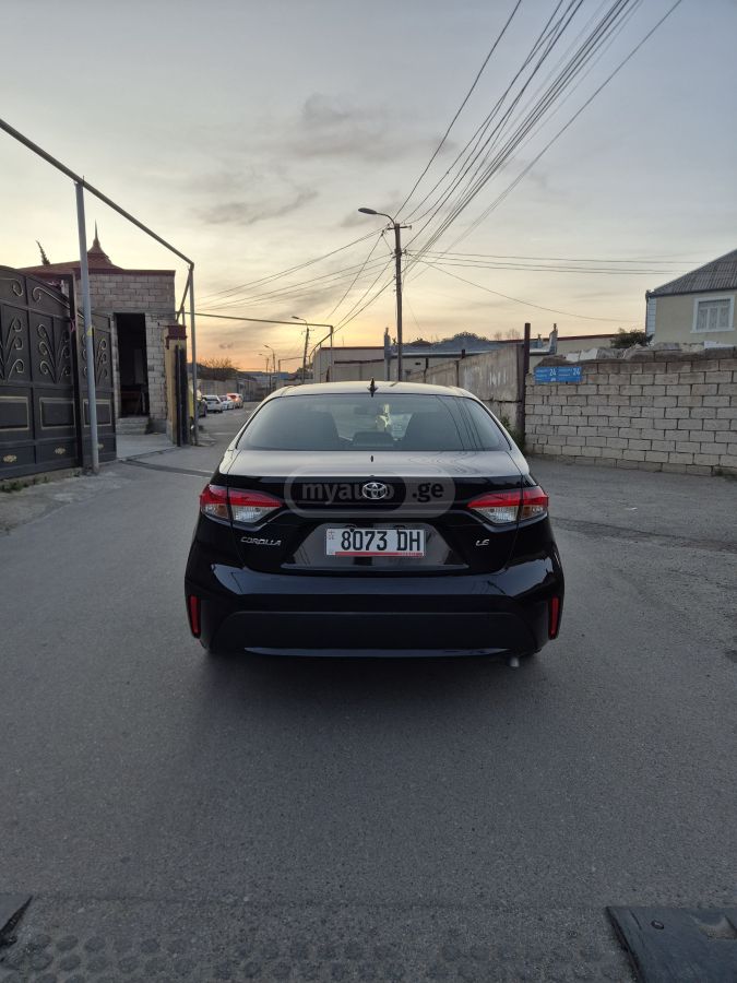 Toyota Corolla - фото 2