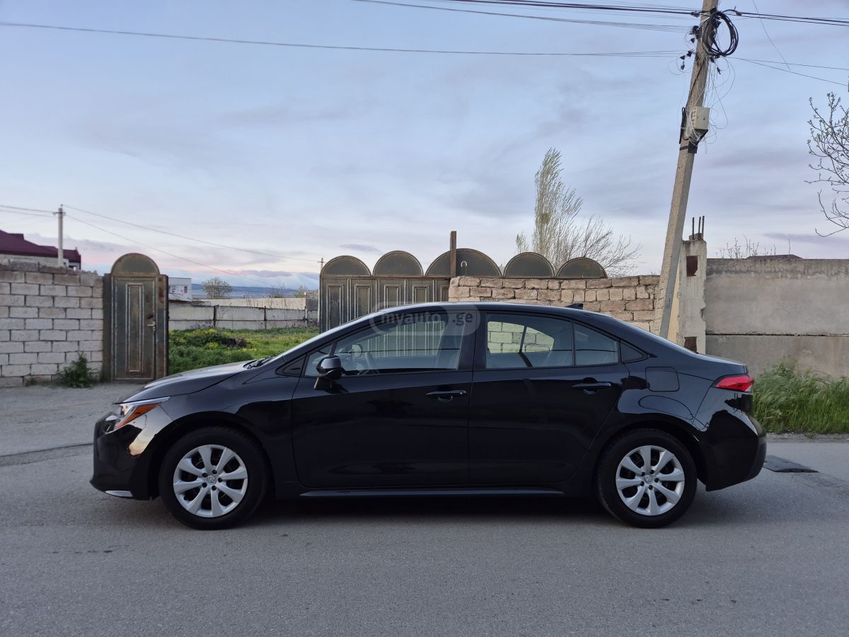 Toyota Corolla - фото 3