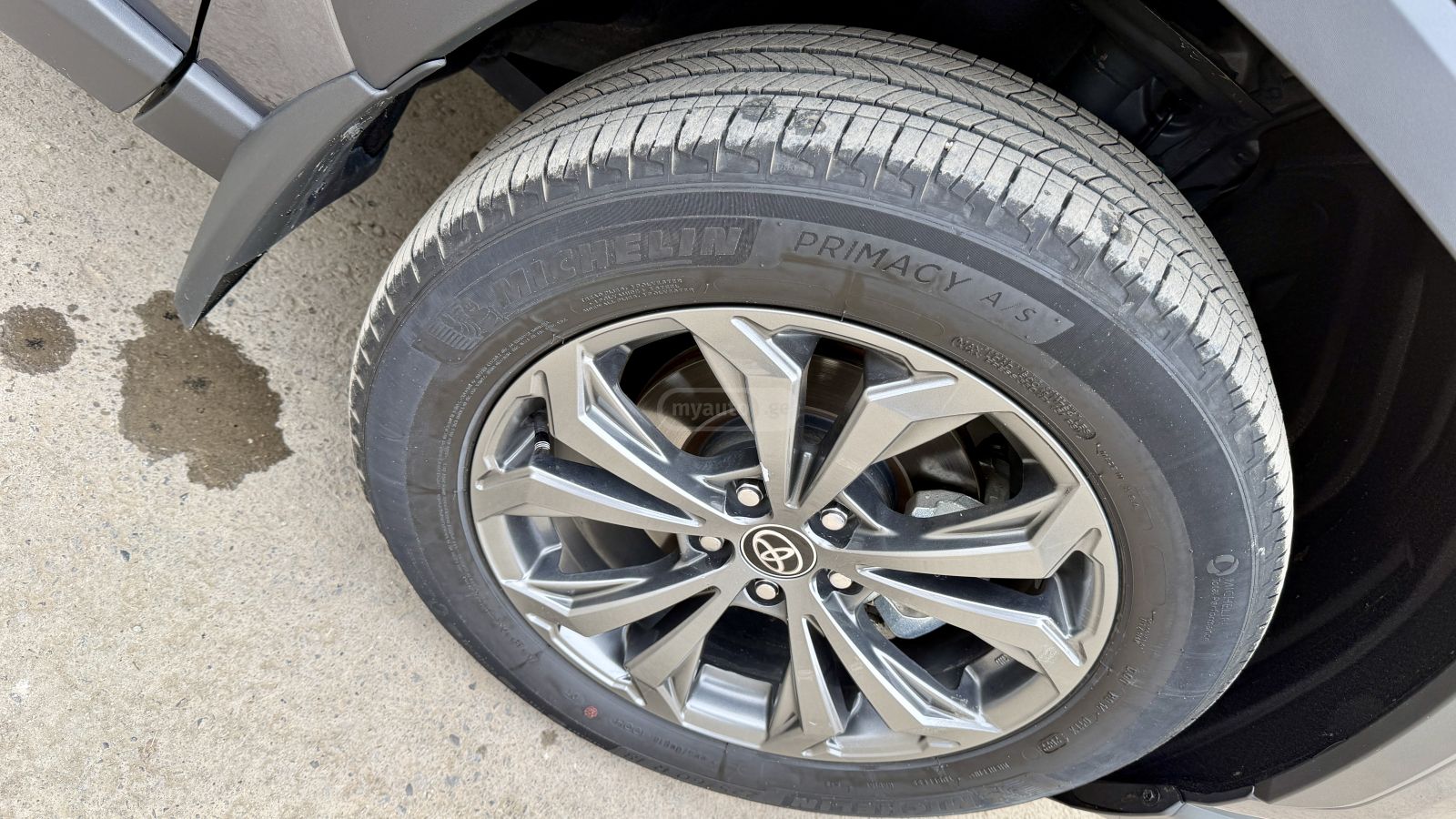 Toyota Limited 4dr All-Wheel Drive Au — миниатюра 13