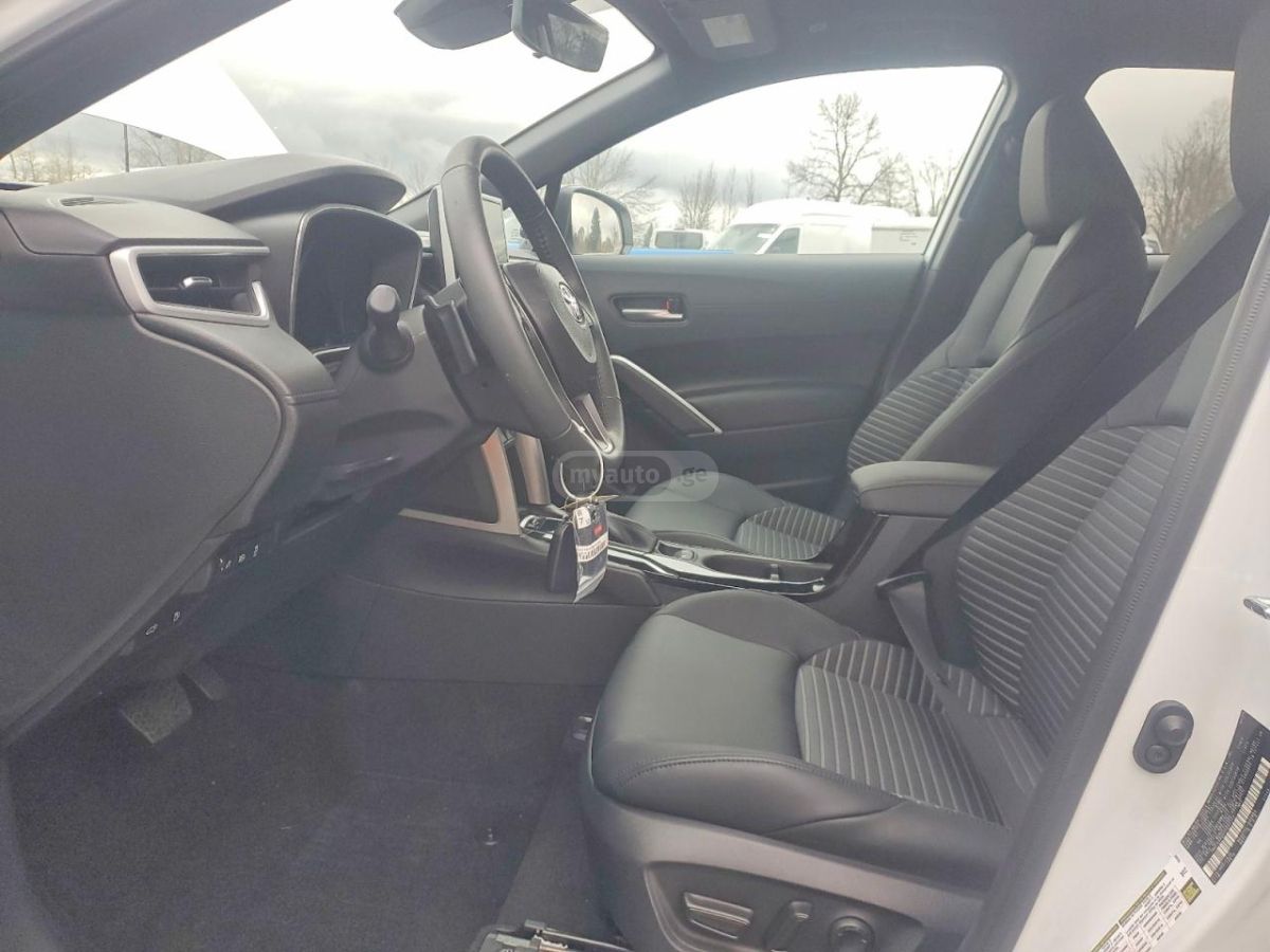 Toyota Corolla cross HYBRID XSE 2025 — миниатюра 7