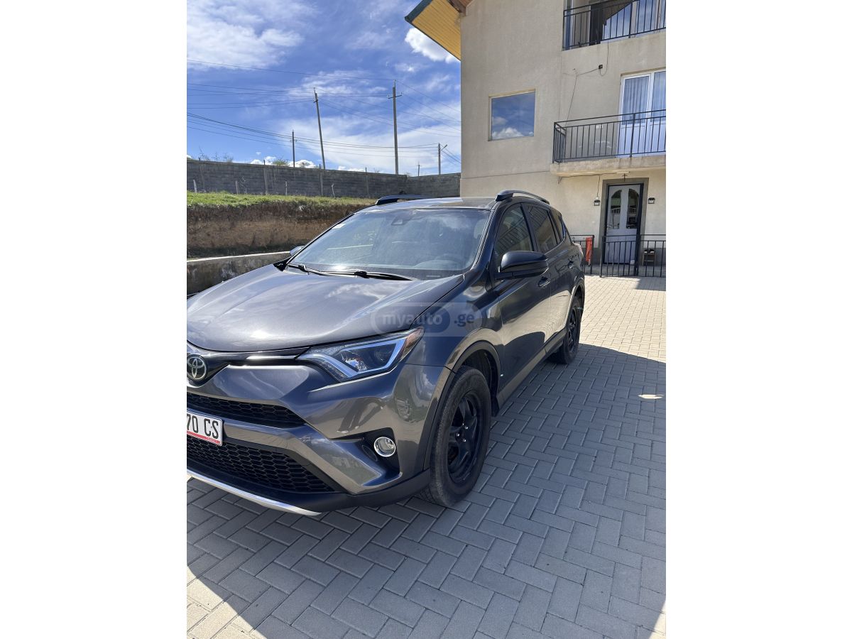 Toyota RAV 4 - фото 10