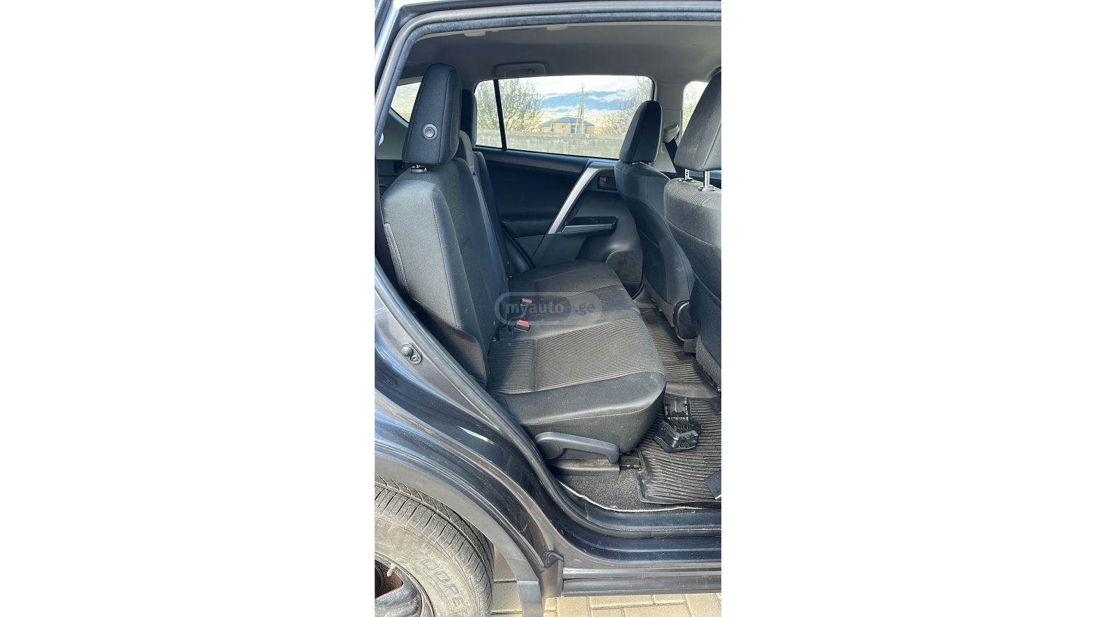 Toyota RAV 4 - фото 14