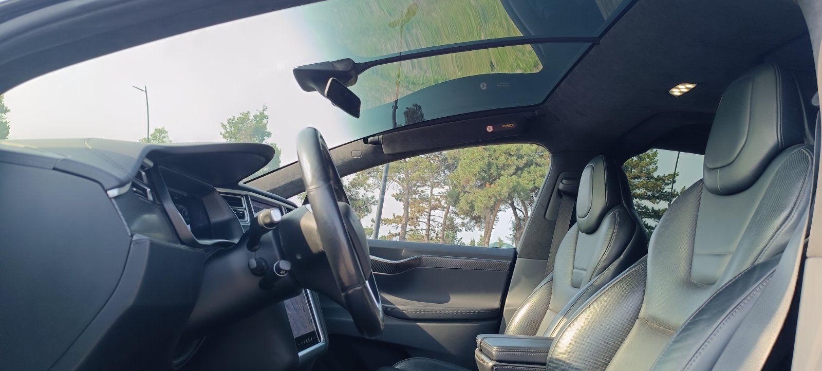 Tesla Model X - фото 5