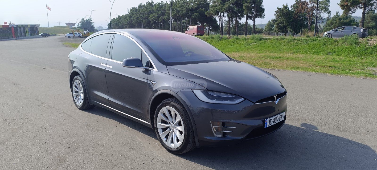 Tesla Model X - фото 8