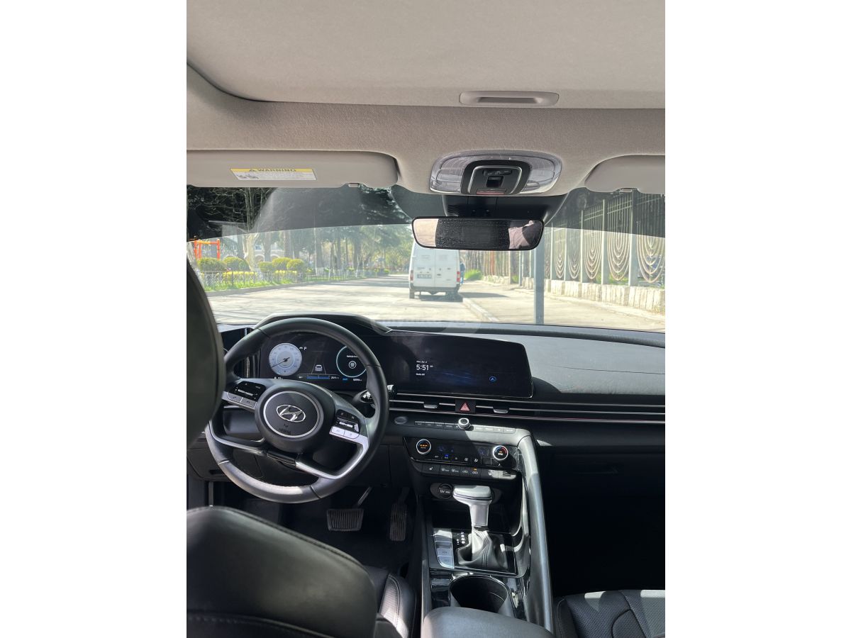 Hyundai Elantra - фото 10