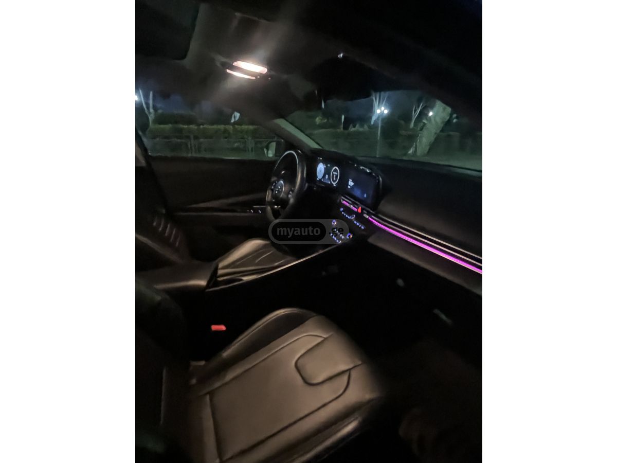 Hyundai Elantra - фото 11