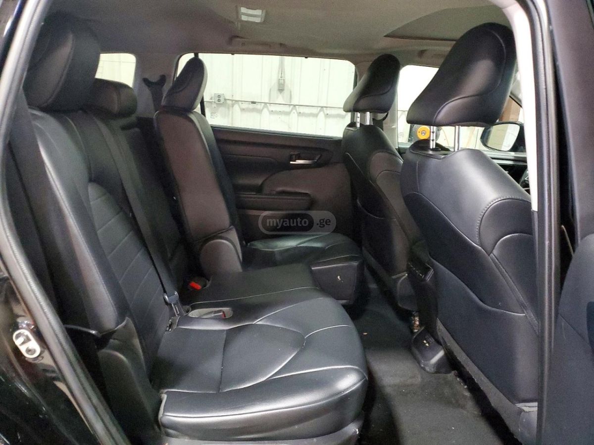 Toyota Highlander - фото 11