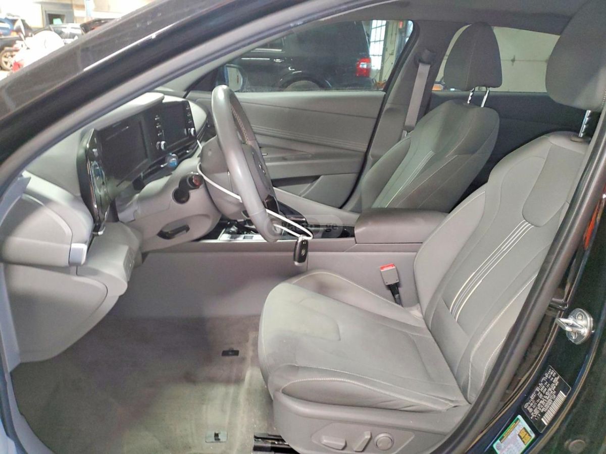 Hyundai SEL 4dr Sedan — миниатюра 7