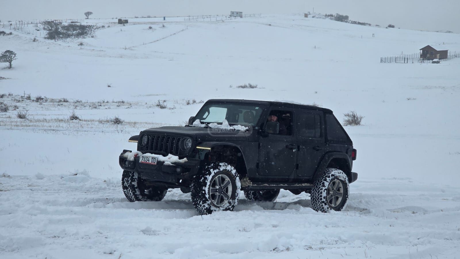 Jeep Wrangler - фото 6