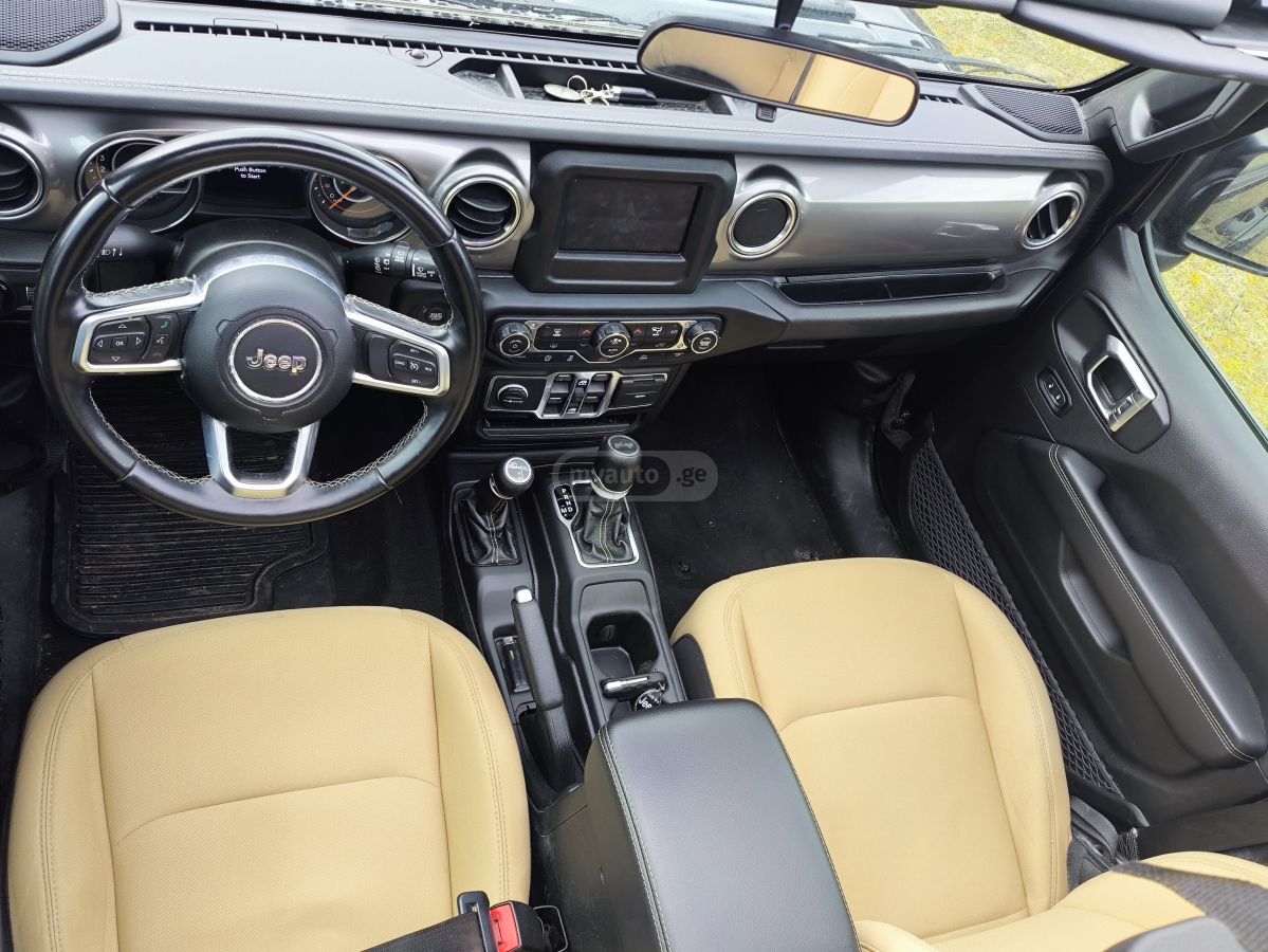 Jeep Wrangler - фото 9