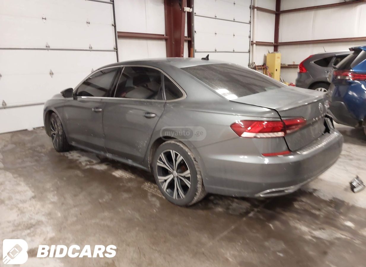 Volkswagen Passat - фото 3