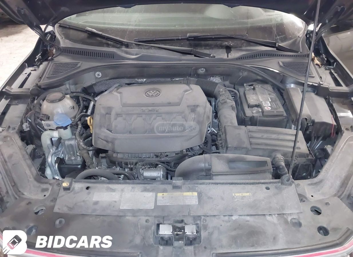 Volkswagen Passat - фото 7