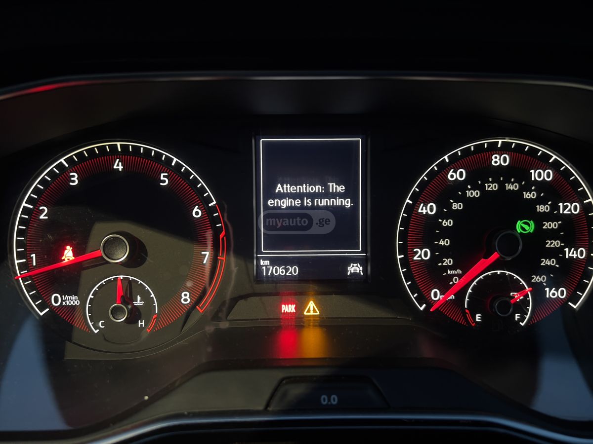 Volkswagen Jetta - фото 8