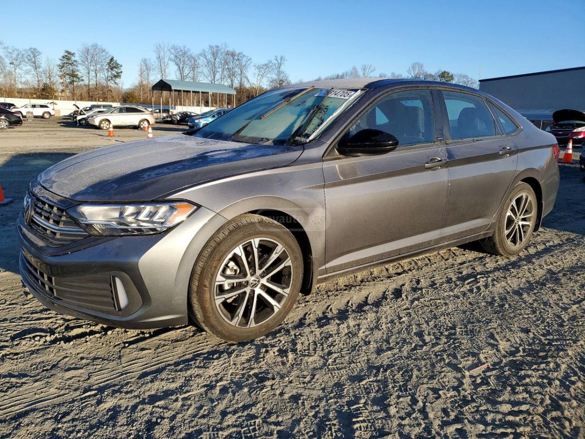 Volkswagen Jetta - фото 1