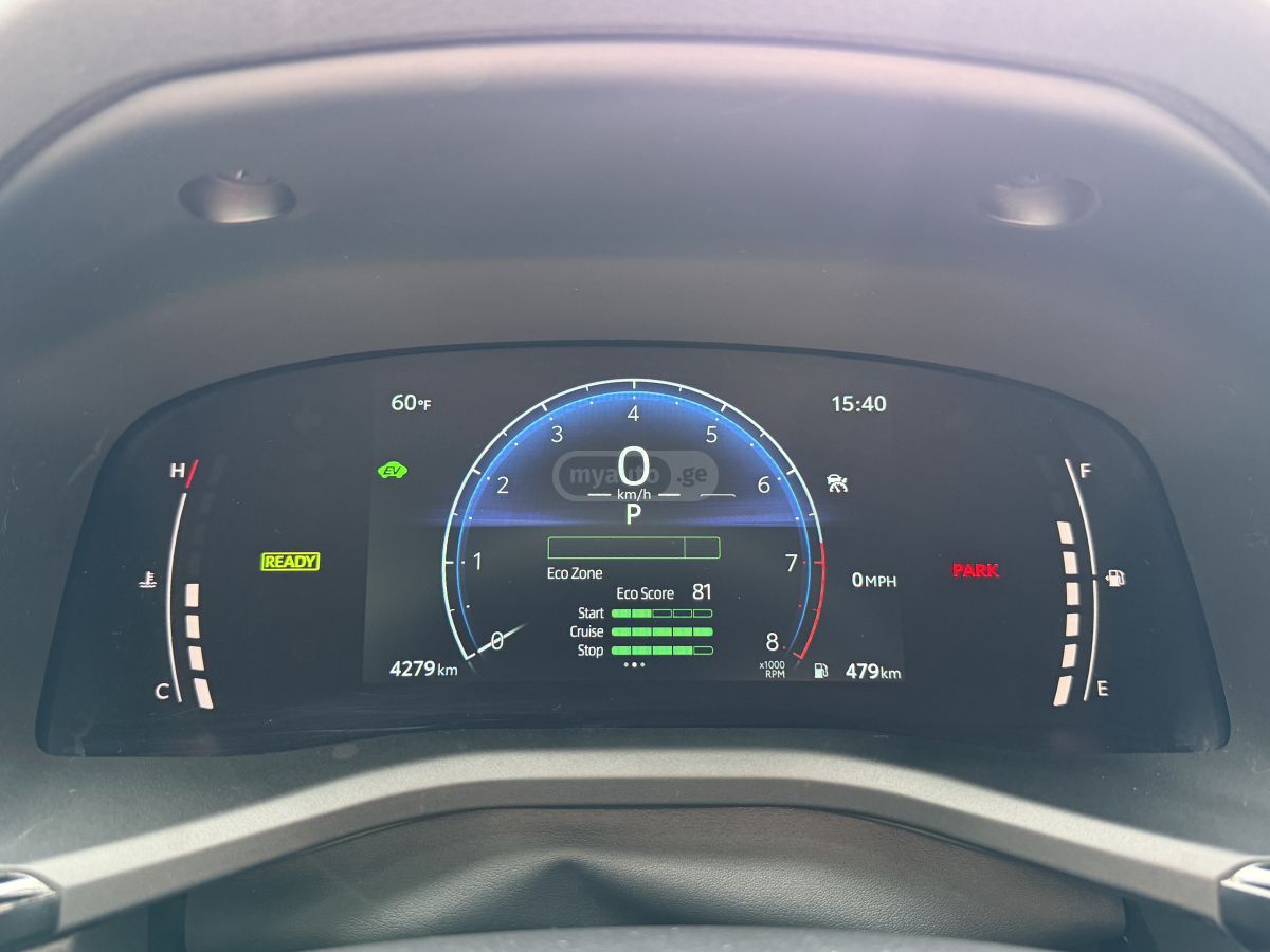 Toyota Camry - фото 11