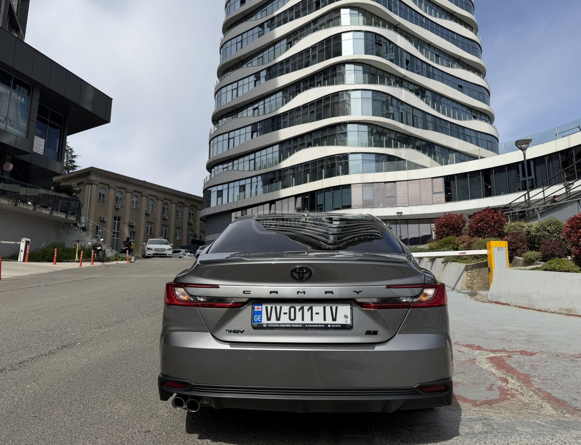 Toyota Camry - фото 6