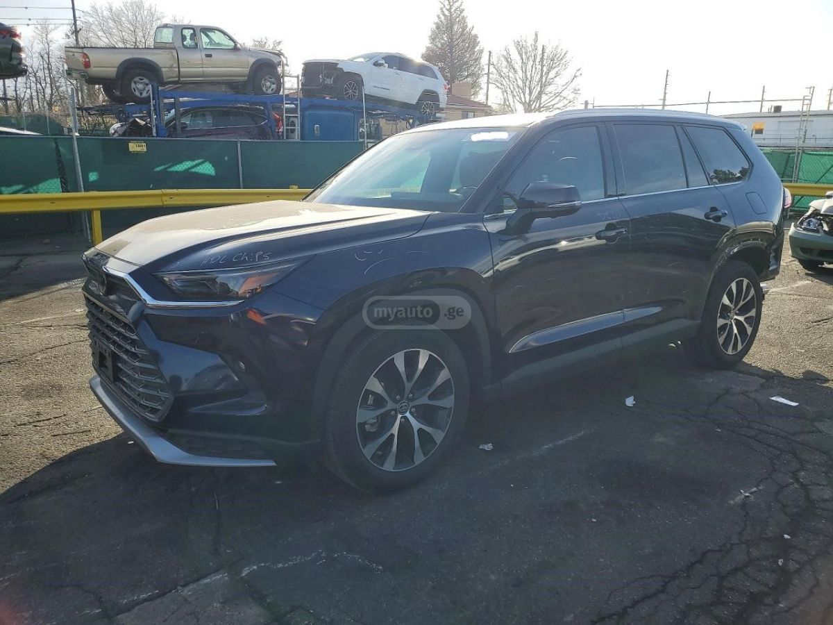 Toyota Grand Highlander - фото 2