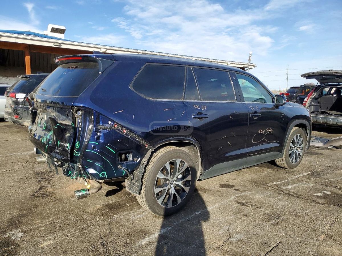 Toyota Grand Highlander - фото 3