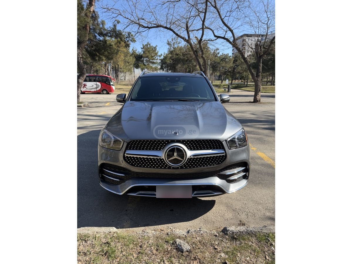 Mercedes-Benz GLE 350 - фото 1