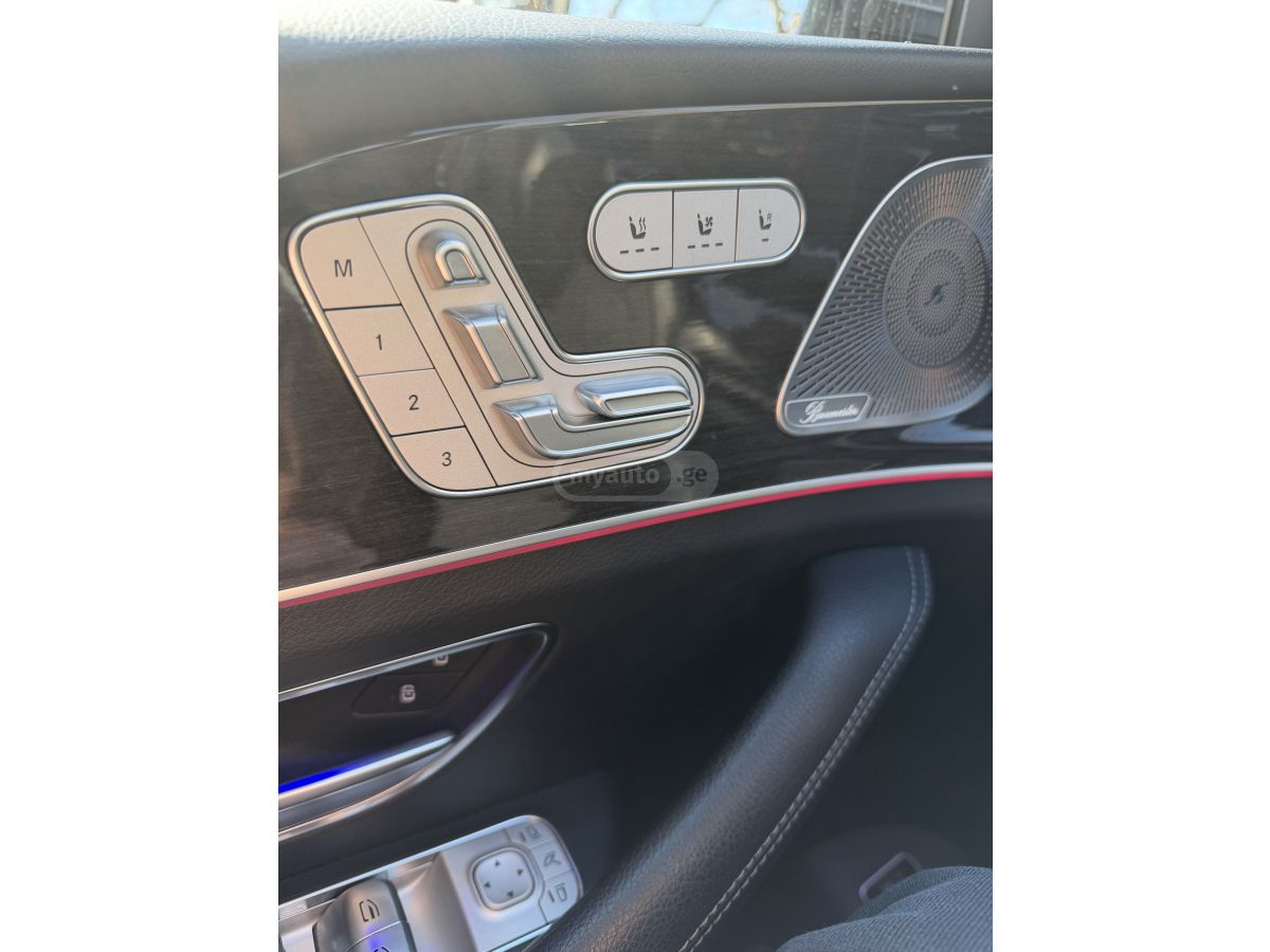 Mercedes-Benz GLE 350 - фото 9