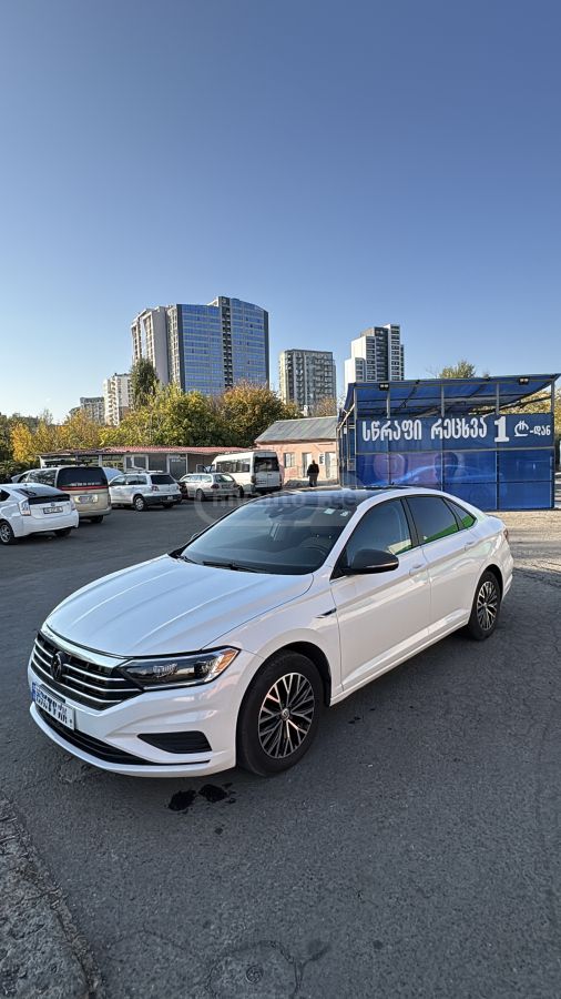 Volkswagen Jetta - фото 2