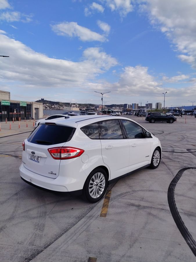 Ford C-MAX - фото 4