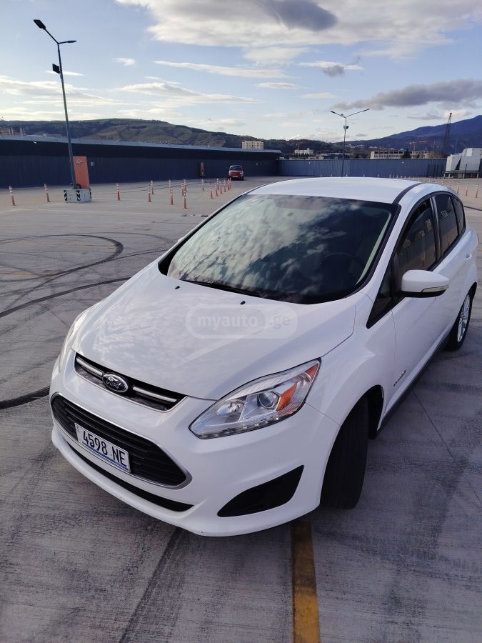 Ford C-MAX - фото 7