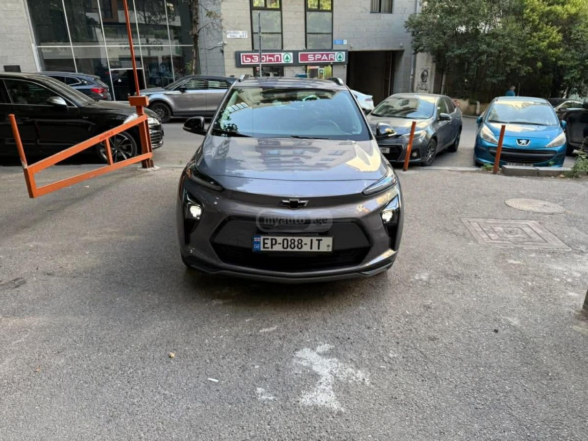 Chevrolet Bolt EUV - фото 5