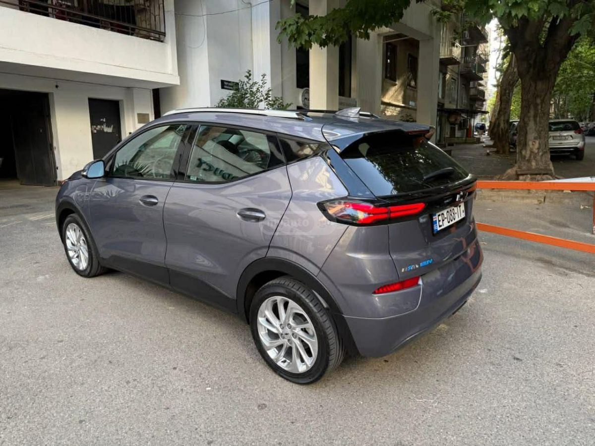 Chevrolet Bolt EUV - фото 7