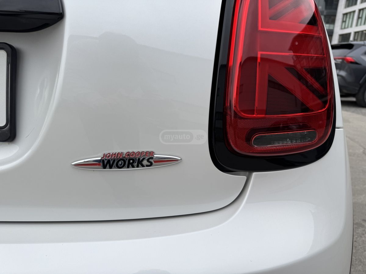 MINI John Cooper Works — миниатюра 6