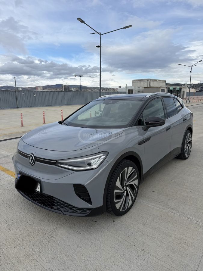 Volkswagen ID 4 - фото 1
