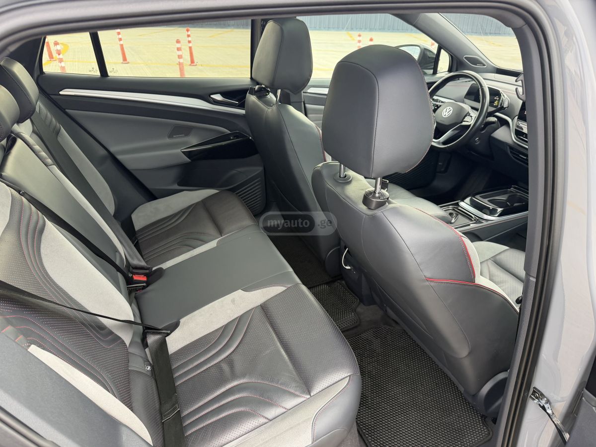 Volkswagen ID 4 - фото 11