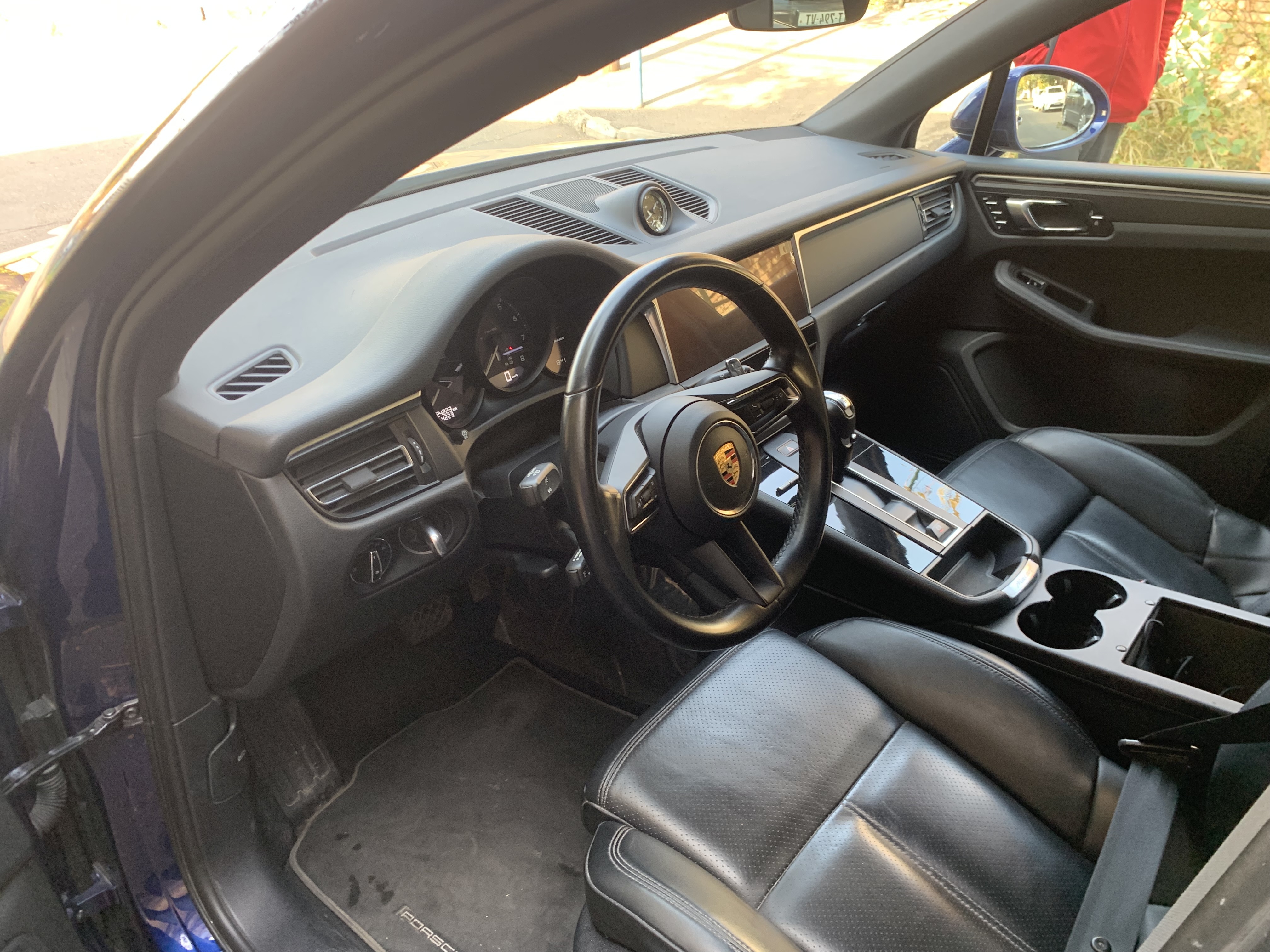 Porsche Macan - фото 1