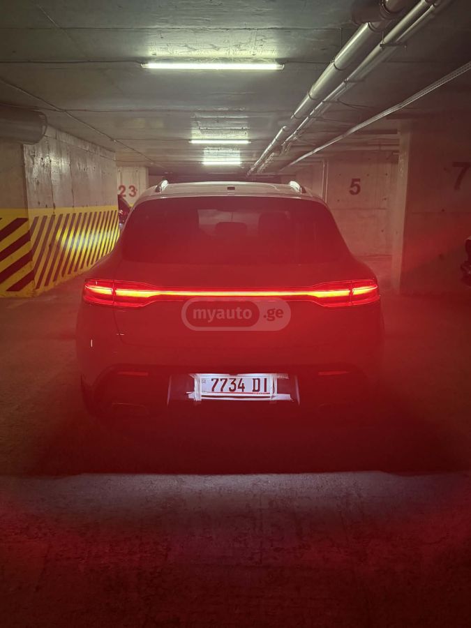 Porsche Macan - фото 1