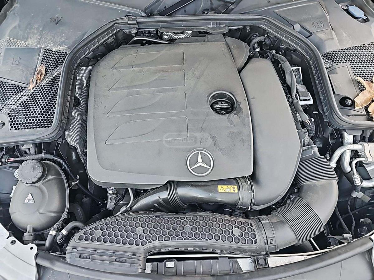 Mercedes-Benz C 300 - фото 11